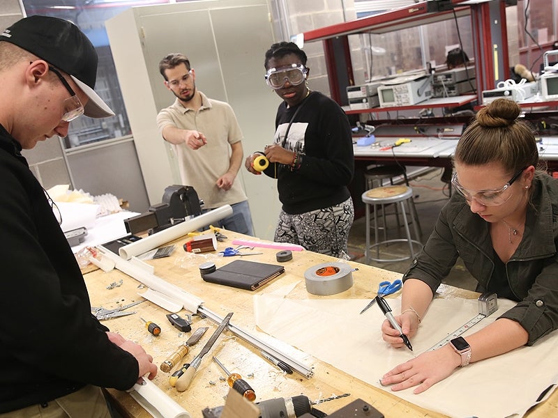 Students working in lab