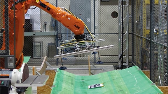 Advanced manufacturing robot